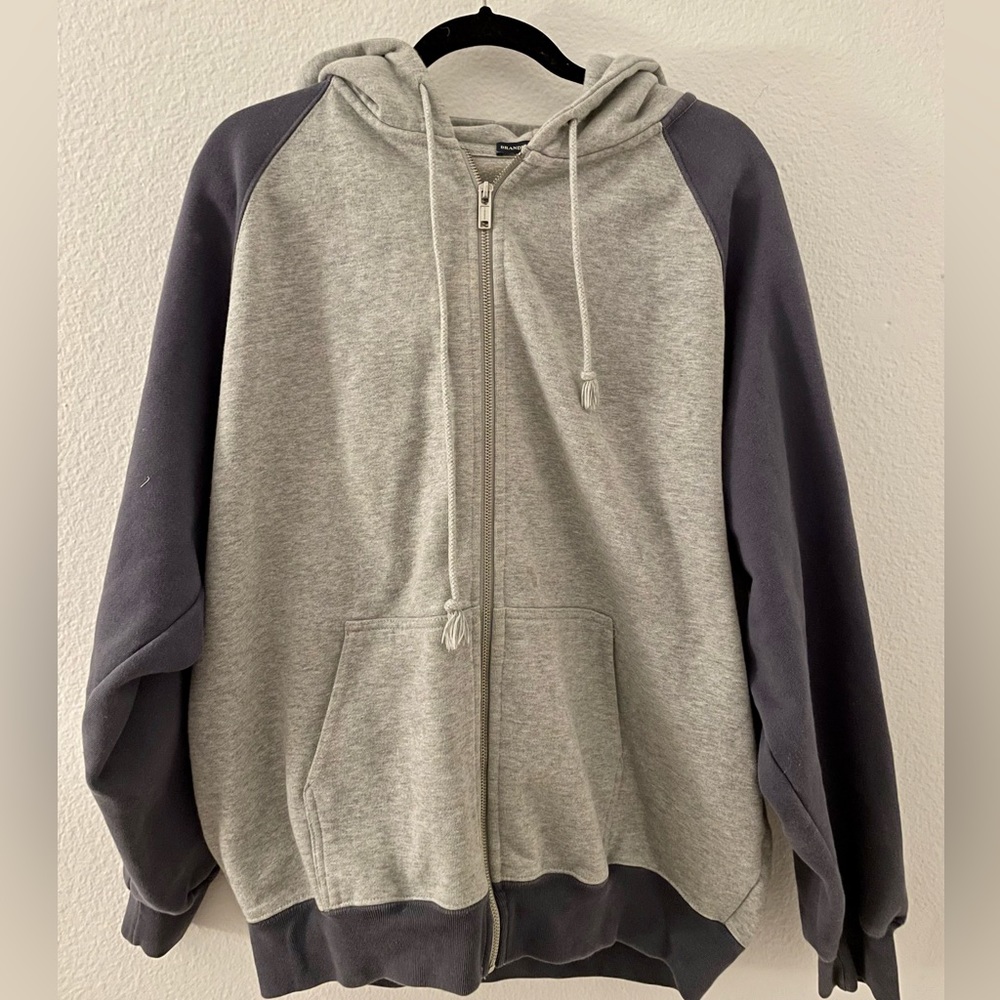 Brandy Melville Zip-up